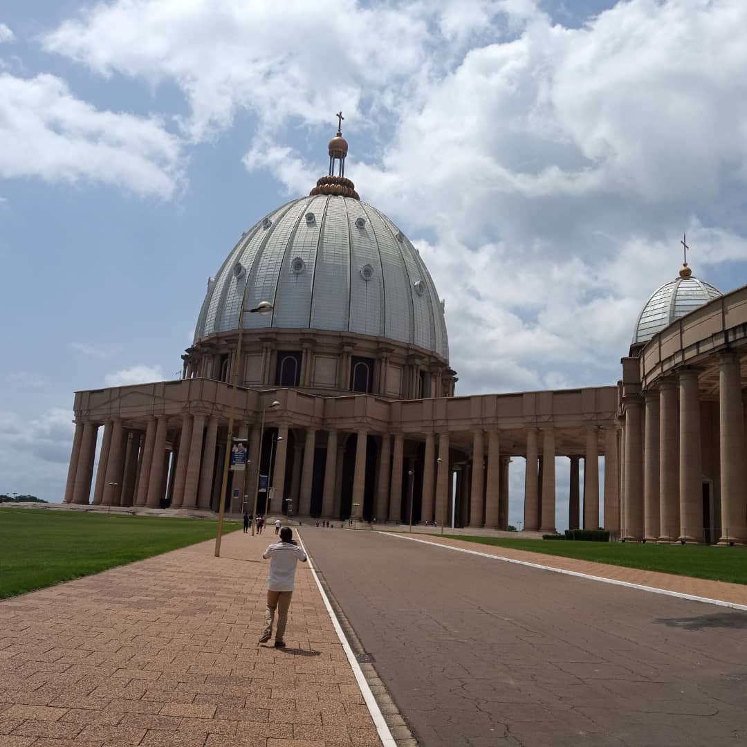 La basilique Notre-Dame-de-la-Paix de Yamoussoukro